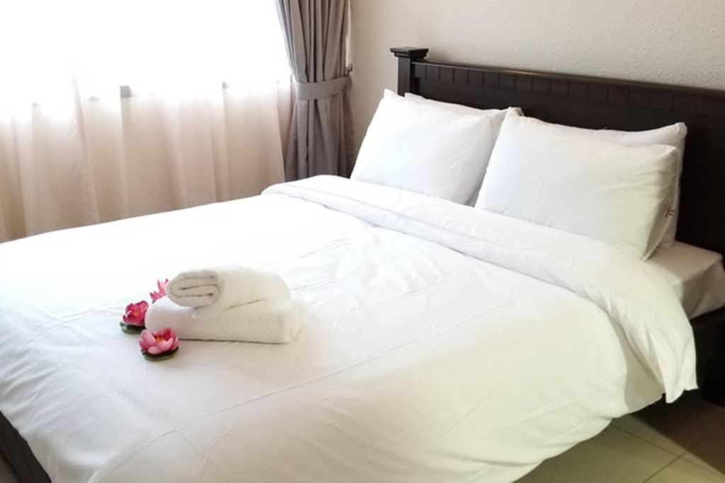 Poolview Resort Batu Ferringhi 502 - 2 Rooms Ngoại thất bức ảnh